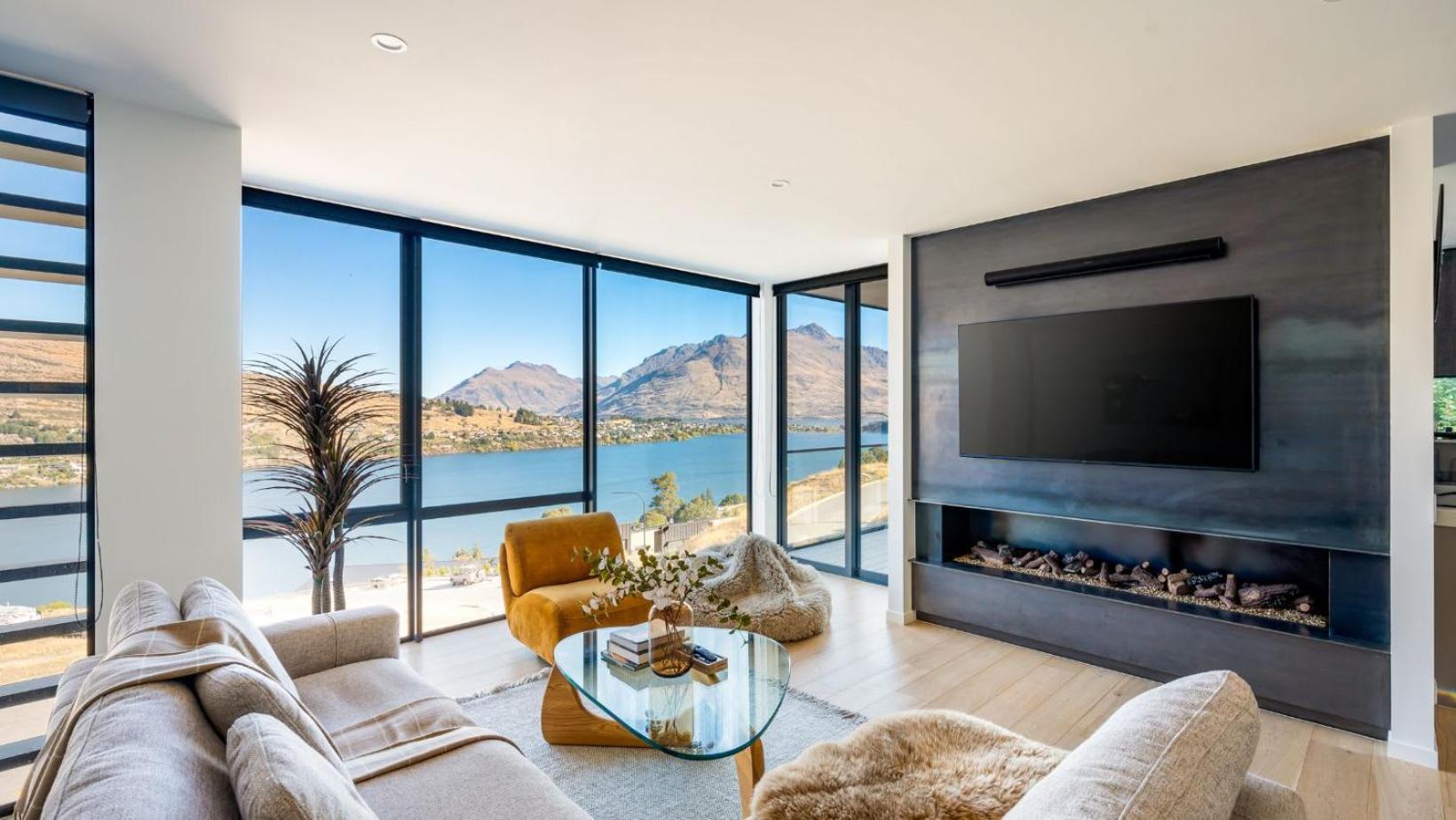 The Tiers- Hot Tub- Ac- Bbq- Free Parking Villa Queenstown Exterior photo